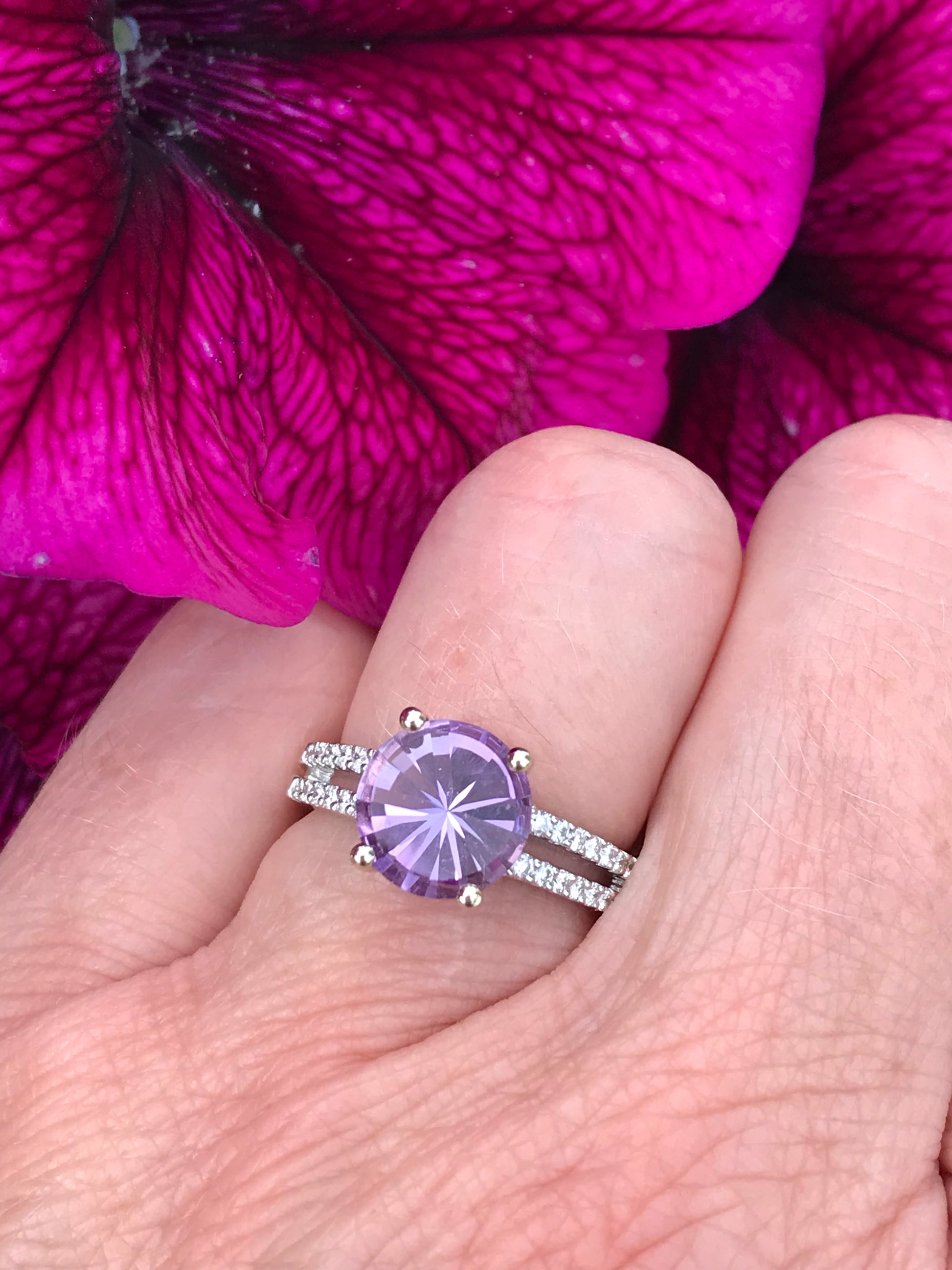 18ct White gold amethyst ring with split diamond shoulders Ring Rock Lobster   