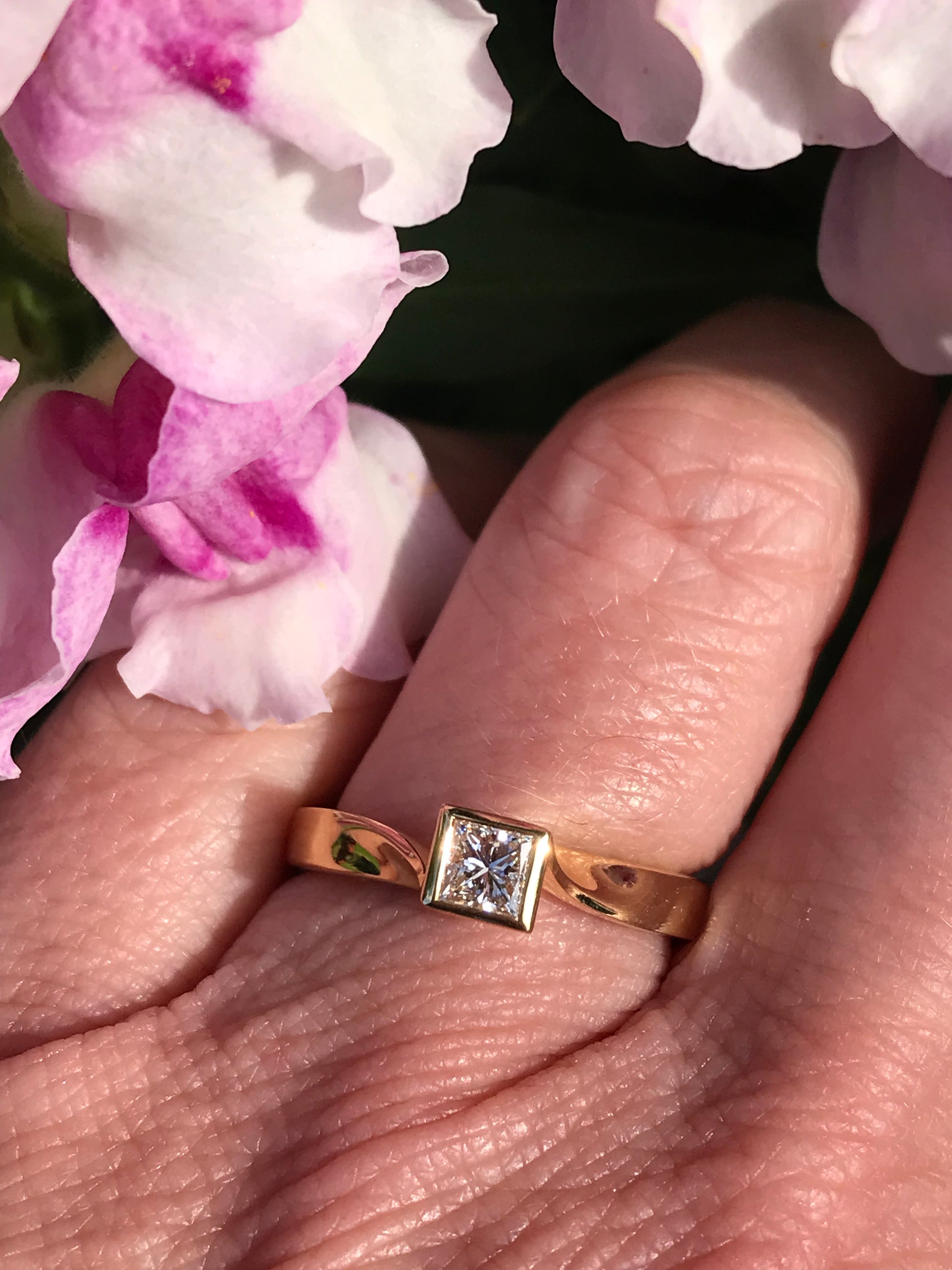 18ct Gold princess cut 0.25ct diamond ring GVS1 Ring Rock Lobster   