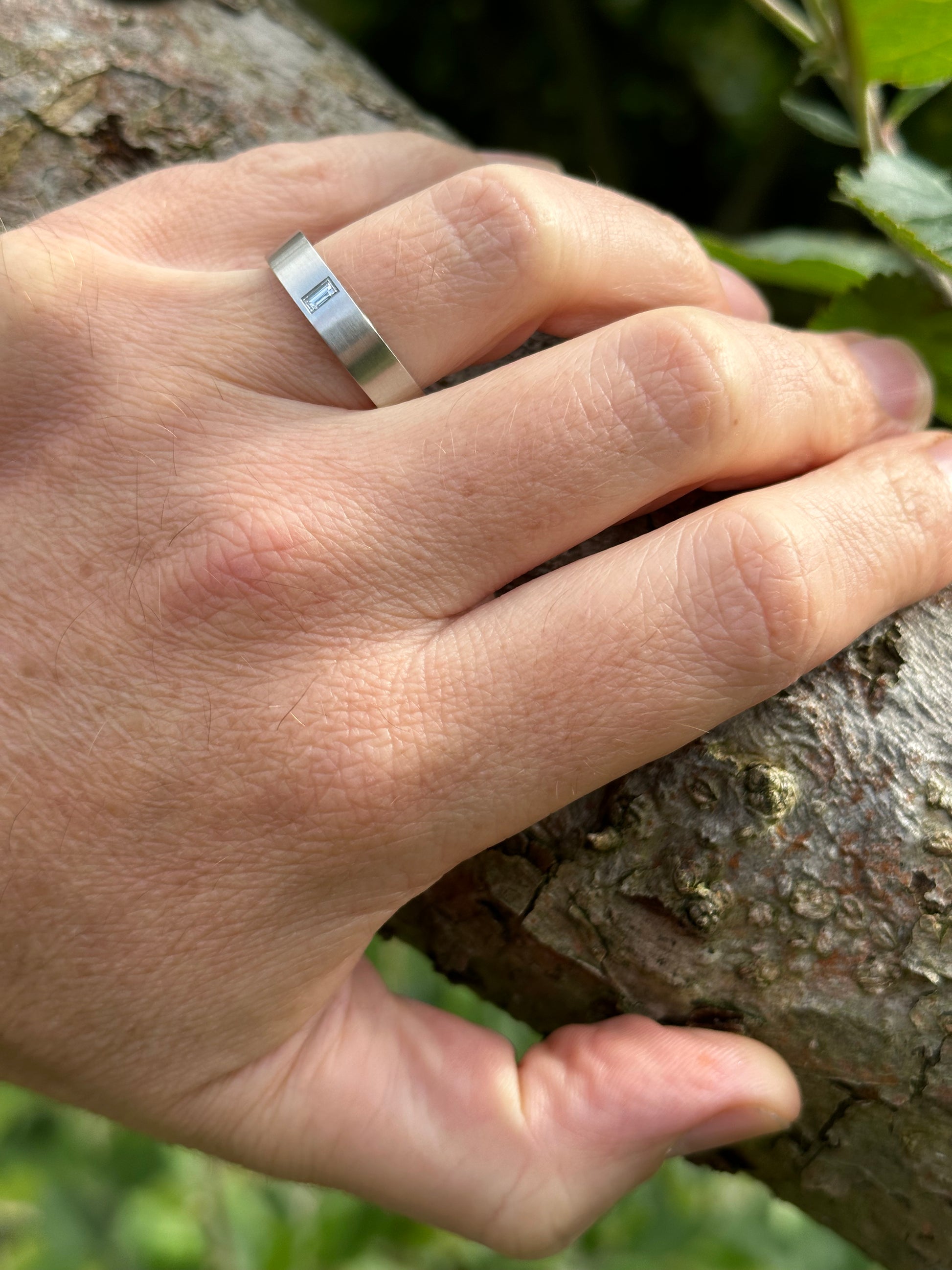 Gerstner Platinum band with baguette cut diamond Ring Gerstner   